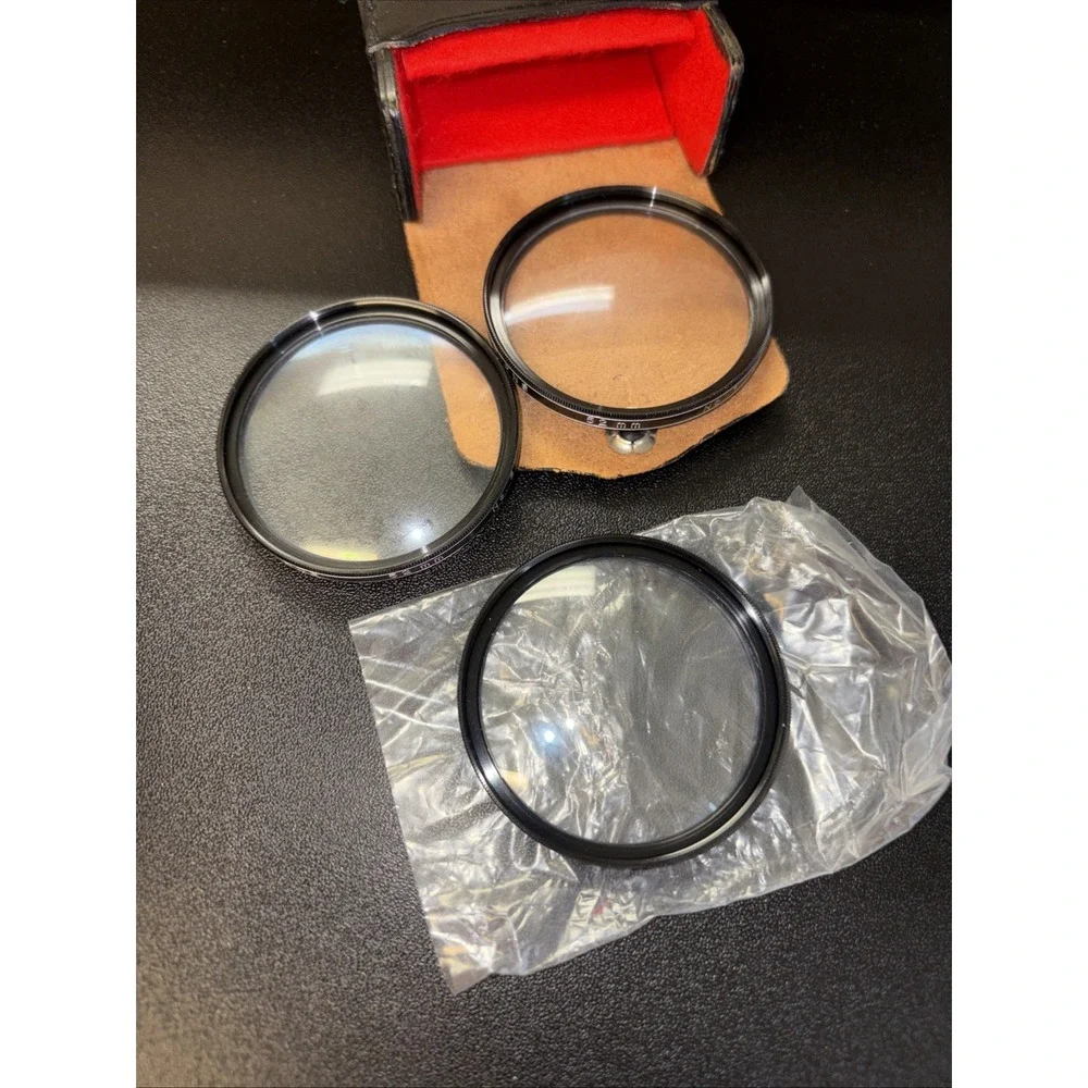 Vivitar 52mm Close Up Filter Set 3 Filters Leather Case